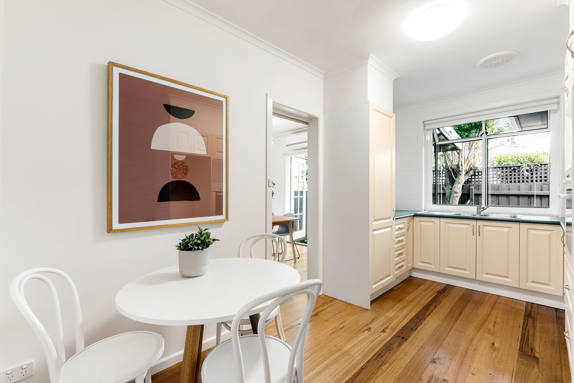 4/5 William Street Brighton