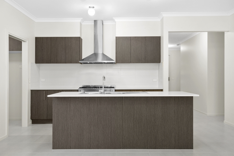 69 Point Boulevard Point Lonsdale