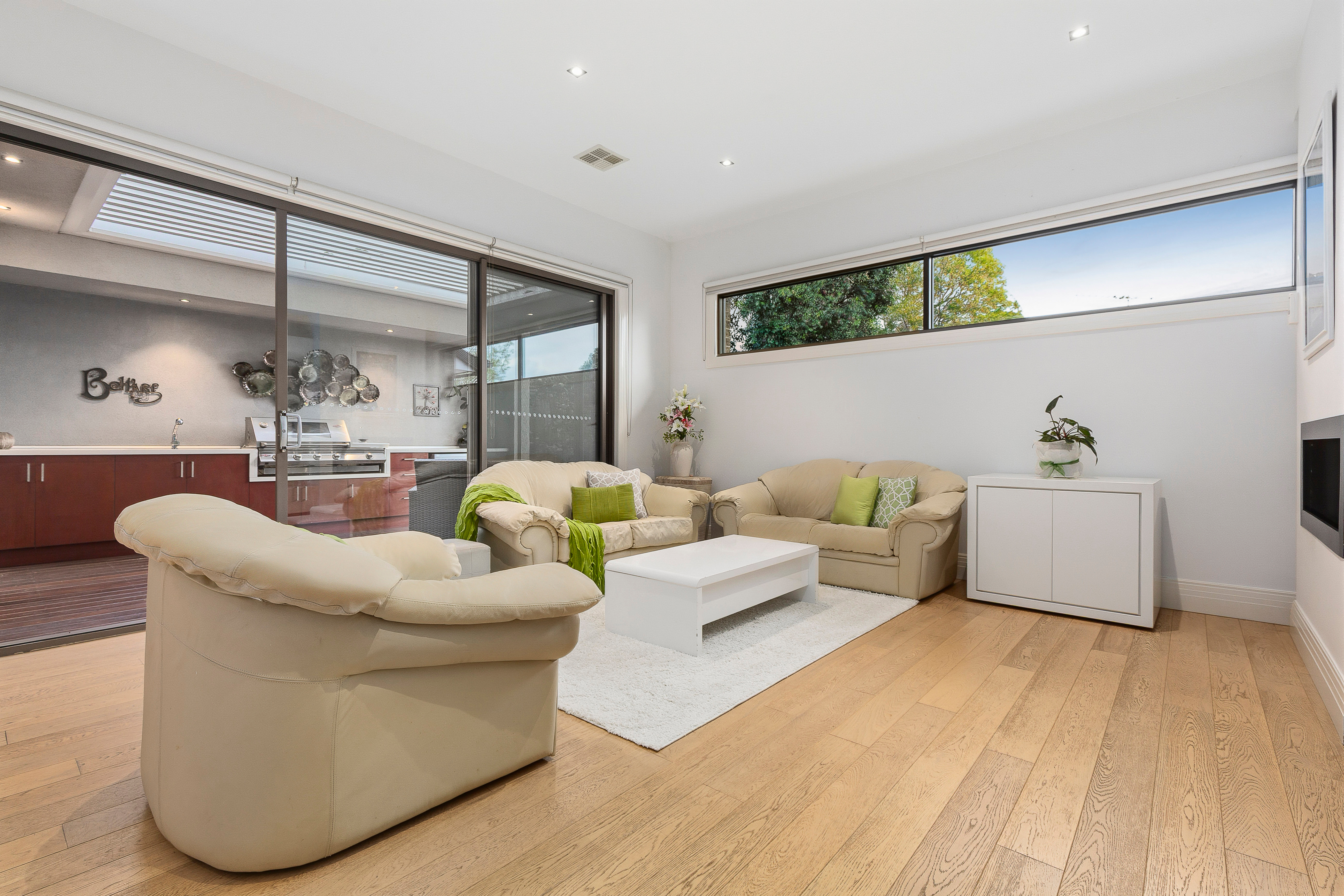 6 Gary Avenue Hampton East